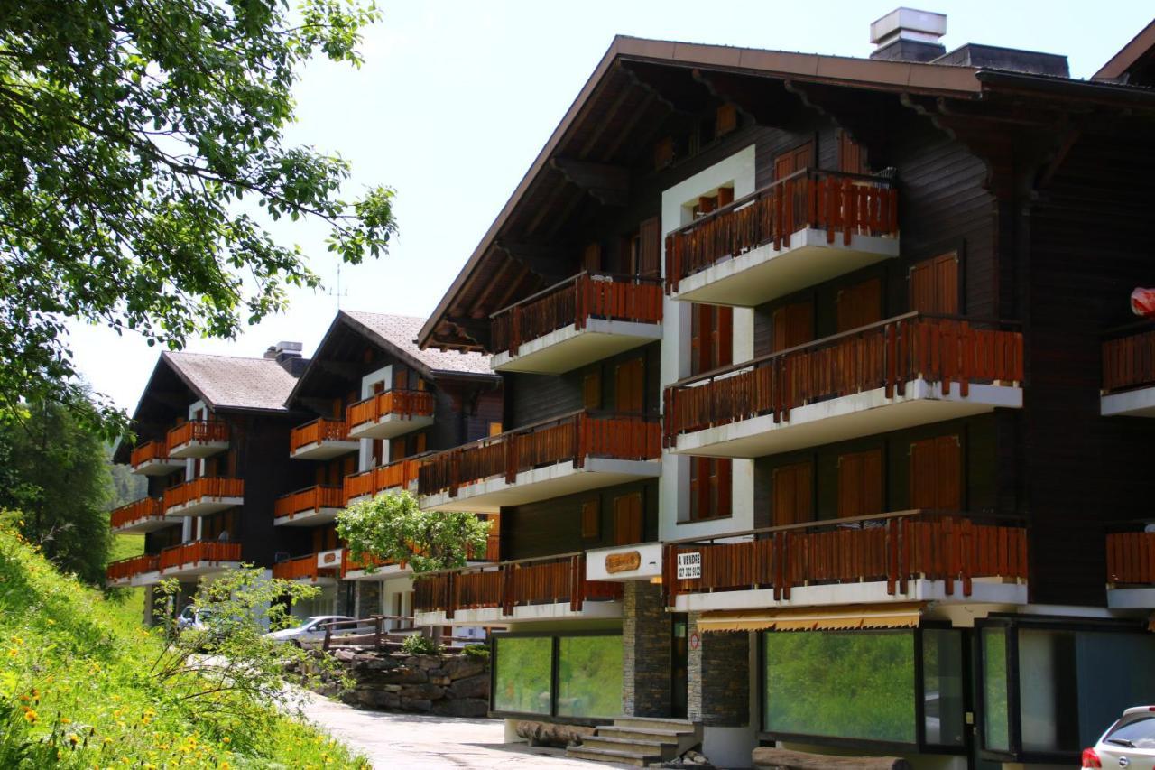 Mayens De L'Ours Mountain & Center Apartments By Alpvision Residences Agettes Exterior foto